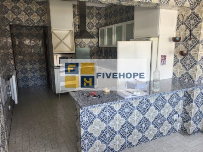 Apartamento T3 para Venda em Santa Clara e Castelo Viegas Foto 3