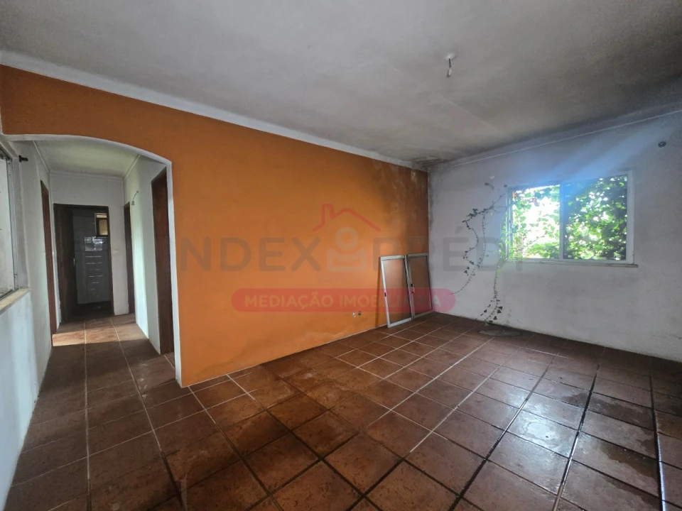 Moradia T3 para Venda em Vacariça Foto 1