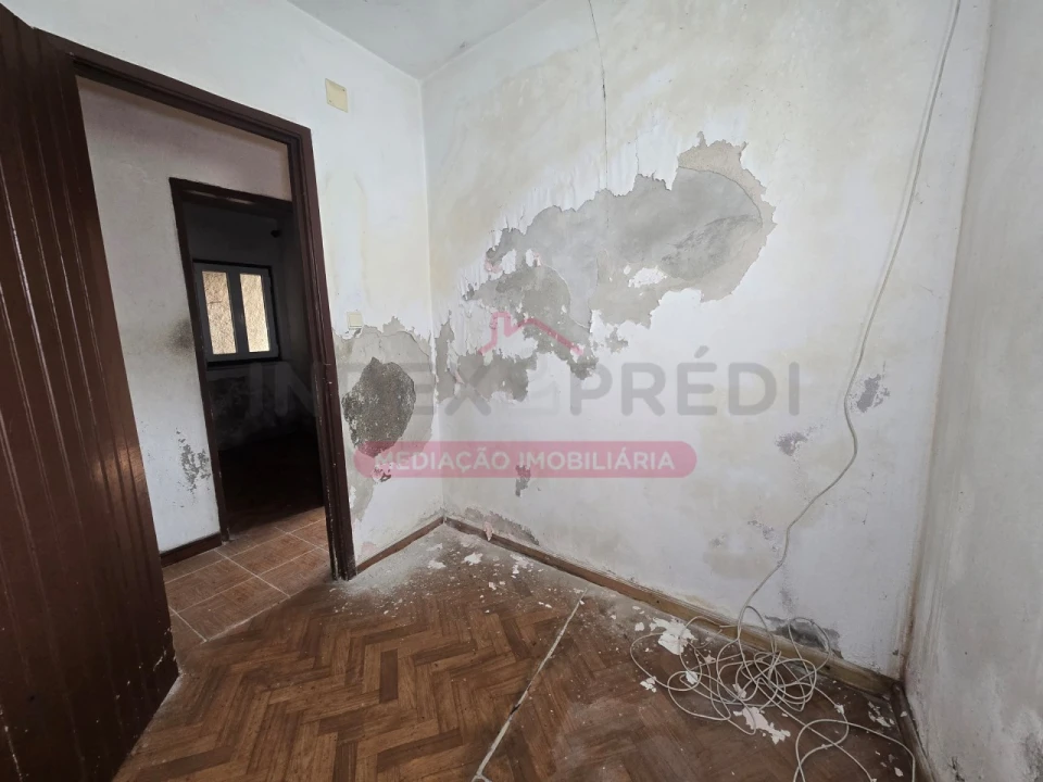 Moradia T3 para Venda em Vacariça Foto 10