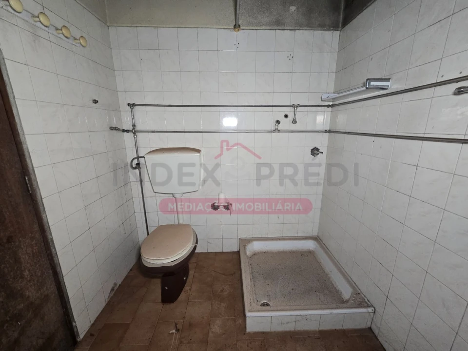 Moradia T3 para Venda em Vacariça Foto 25