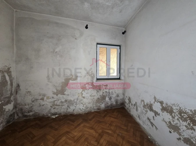 Moradia T3 para Venda em Vacariça Foto 9