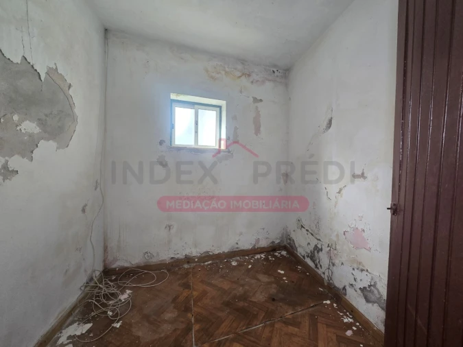 Moradia T3 para Venda em Vacariça Foto 11