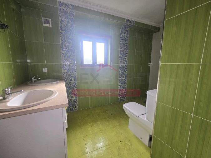 Moradia T3 para Venda em Vacariça Foto 22