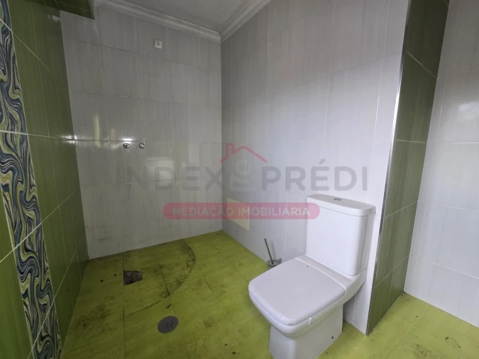 Moradia T3 para Venda em Vacariça Foto 23