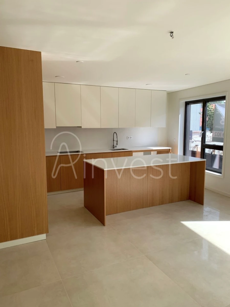 Apartamento T3 para Venda em Cedofeita, Santo Ildefonso, Sé, Miragaia, São Nicolau e Vitória Foto 3