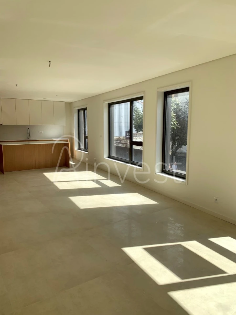 Apartamento T3 para Venda em Cedofeita, Santo Ildefonso, Sé, Miragaia, São Nicolau e Vitória Foto 6