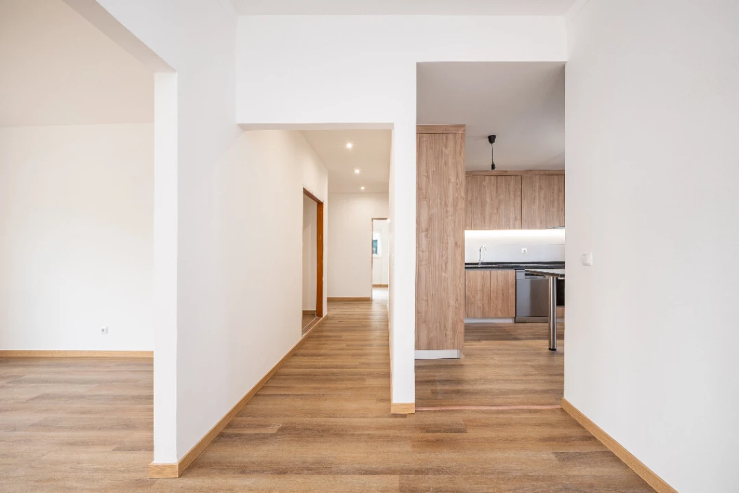 Apartamento T4 para Venda em Sé Nova, Santa Cruz, Almedina e São Bartolomeu Foto 4