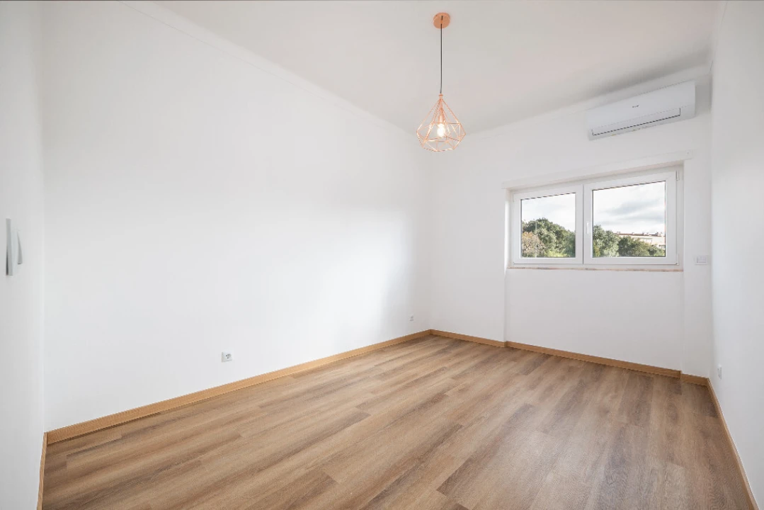 Apartamento T4 para Venda em Sé Nova, Santa Cruz, Almedina e São Bartolomeu Foto 13