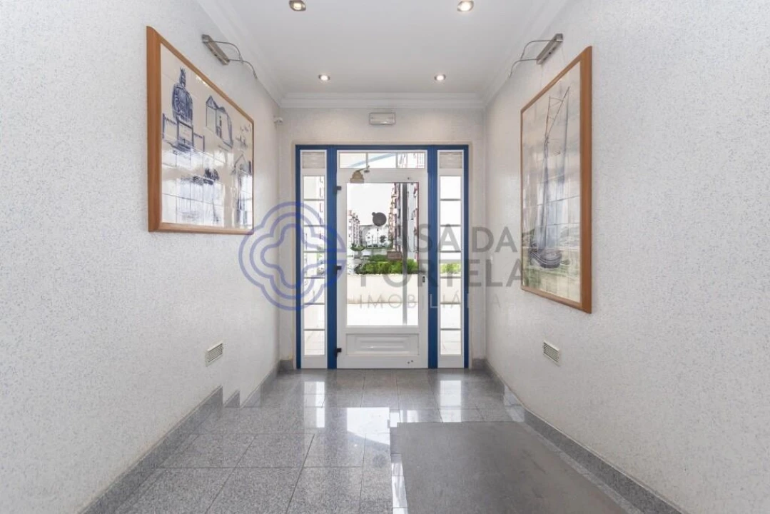 Apartamento T3 para Venda em Alcochete Foto 32