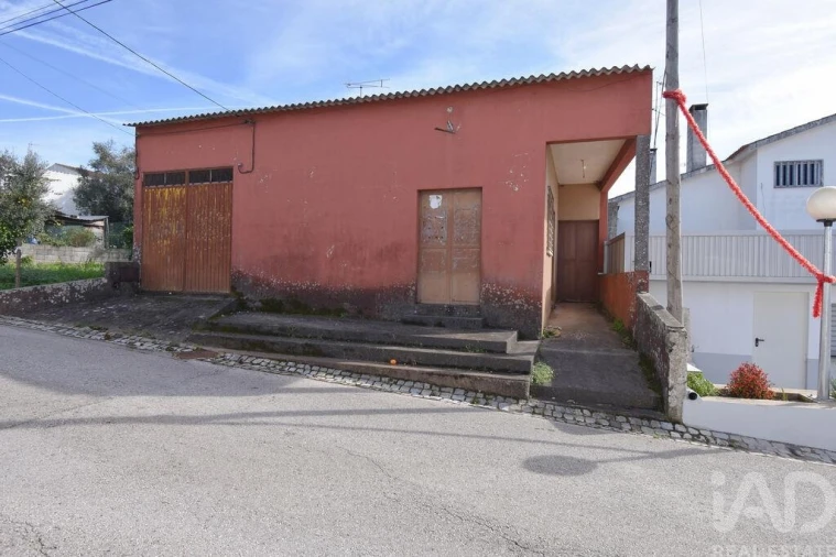 Negócio para Venda em Cumeeira Foto 1