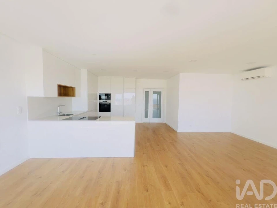 Apartamento T2 para Venda em Ericeira Foto 1