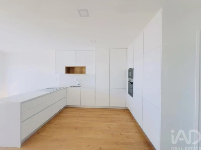 Apartamento T2 para Venda em Ericeira Foto 2