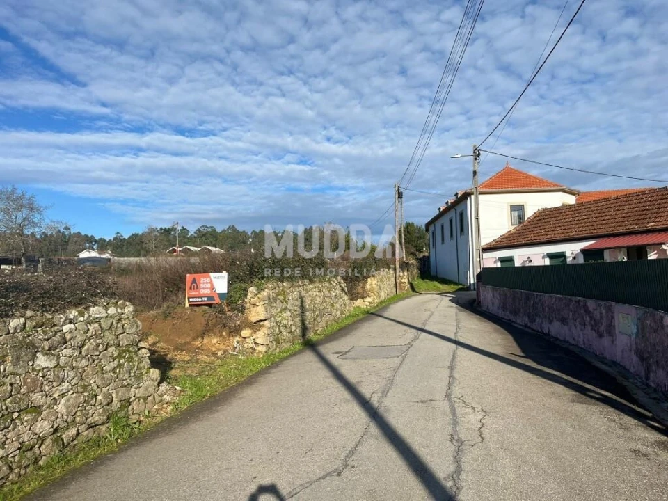 Terreno para Venda em Lobão, Gião, Louredo e Guisande Foto 2