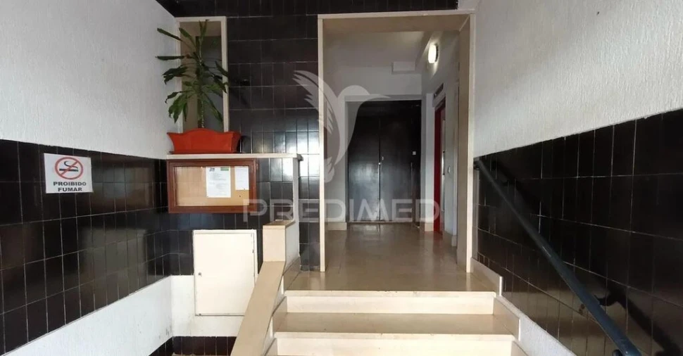 Apartamento T1 para Venda em Gambia-Pontes-Alto da Guerra Foto 15