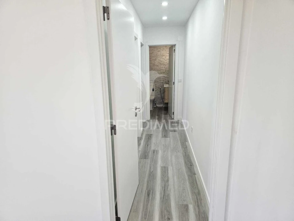 Apartamento T2 para Venda em Costa da Caparica Foto 12