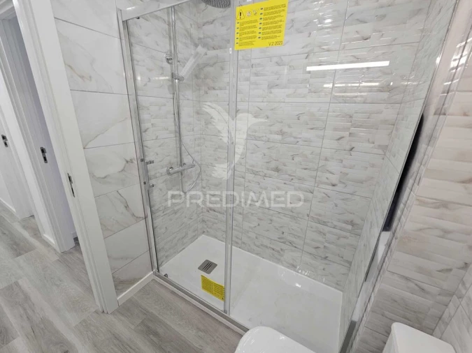 Apartamento T2 para Venda em Costa da Caparica Foto 9