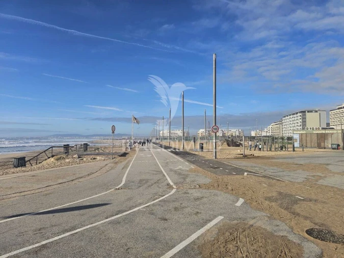 Apartamento T2 para Venda em Costa da Caparica Foto 20