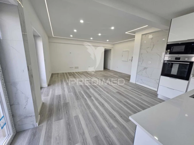 Apartamento T2 para Venda em Costa da Caparica Foto 13