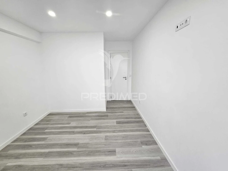 Apartamento T2 para Venda em Costa da Caparica Foto 10