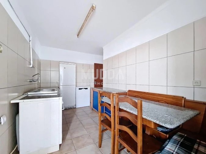 Apartamento T3 para Venda em Sé, Santa Maria e Meixedo Foto 6