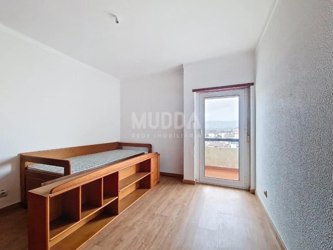 Apartamento T3 para Venda em Sé, Santa Maria e Meixedo Foto 5