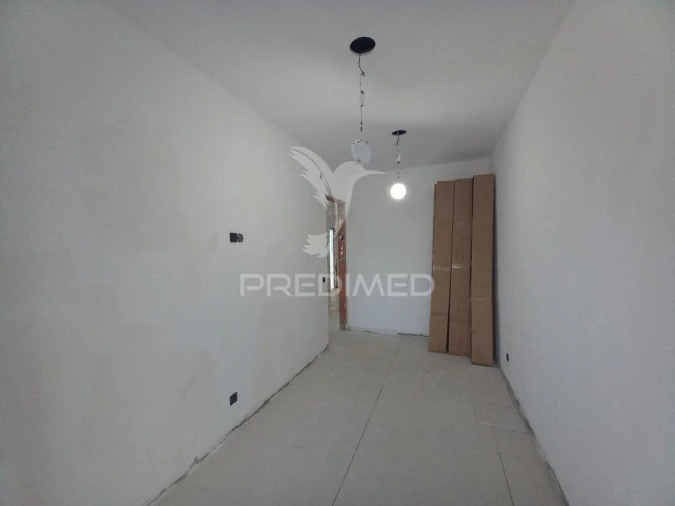 Apartamento T4 para Venda em Laranjeiro e Feijó Foto 14