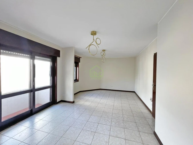 Apartamento T2 para Venda em Póvoa de Varzim, Beiriz e Argivai Foto 1