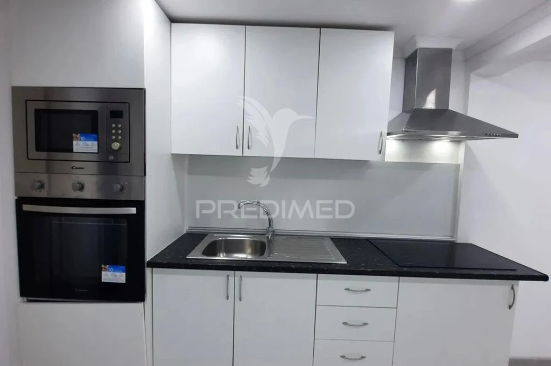 Apartamento T1 para Venda em Corroios Foto 16