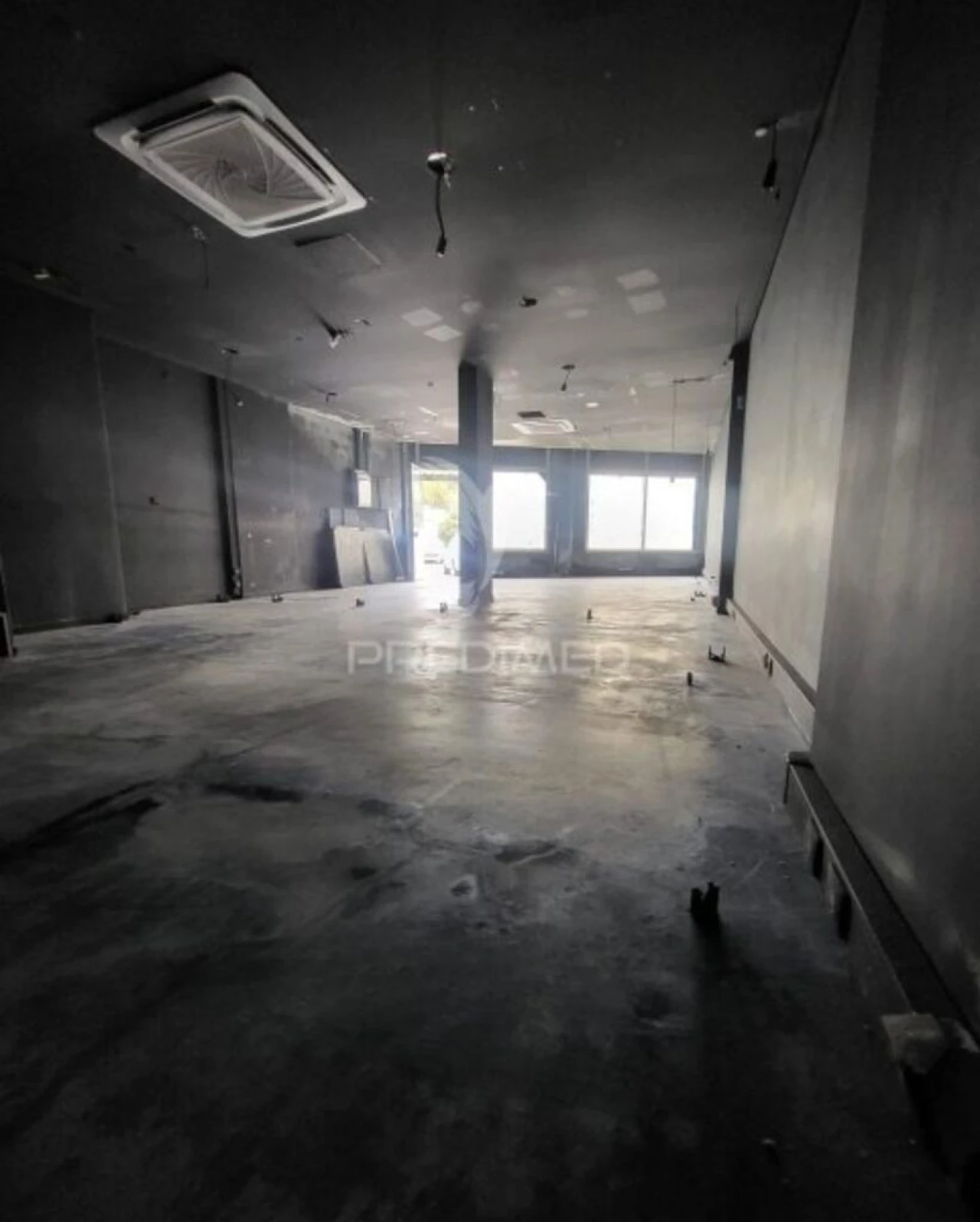 Loja para Venda em Loures Foto 4