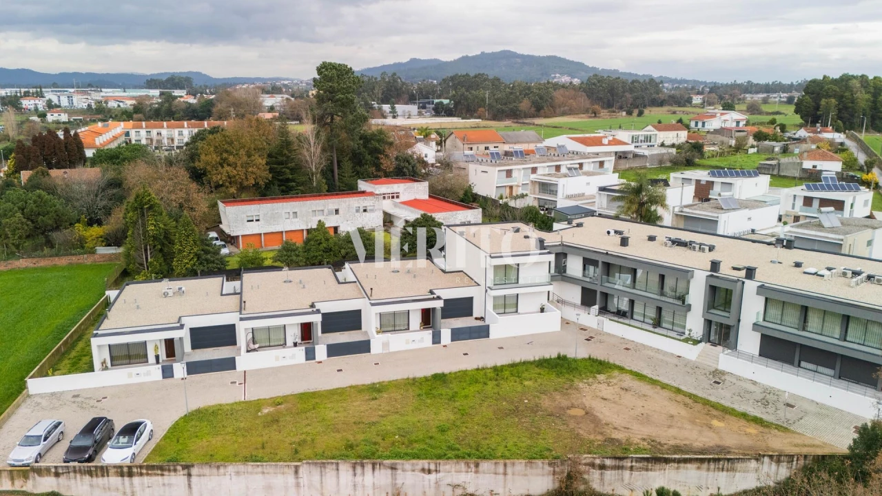 Moradia T3 para Venda em Manhente Foto 23