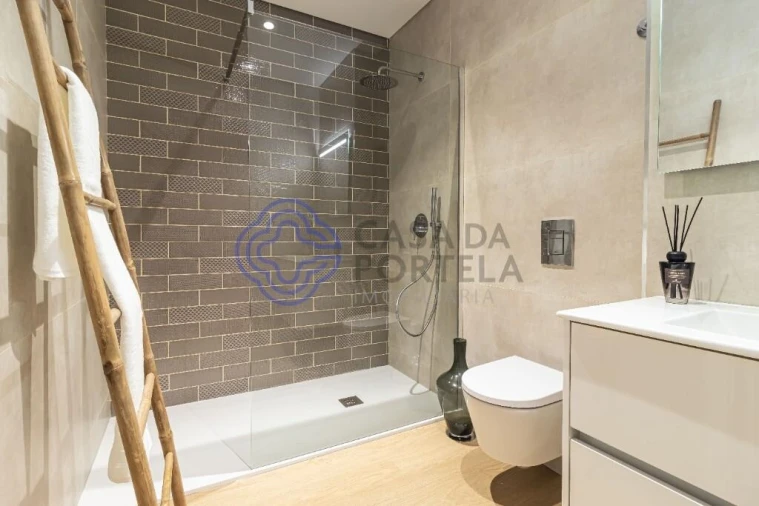 Apartamento T2 para Venda em Freamunde Foto 25