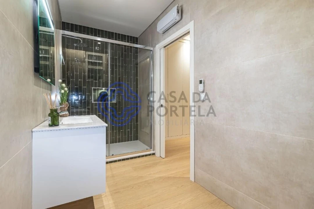 Apartamento T2 para Venda em Freamunde Foto 40