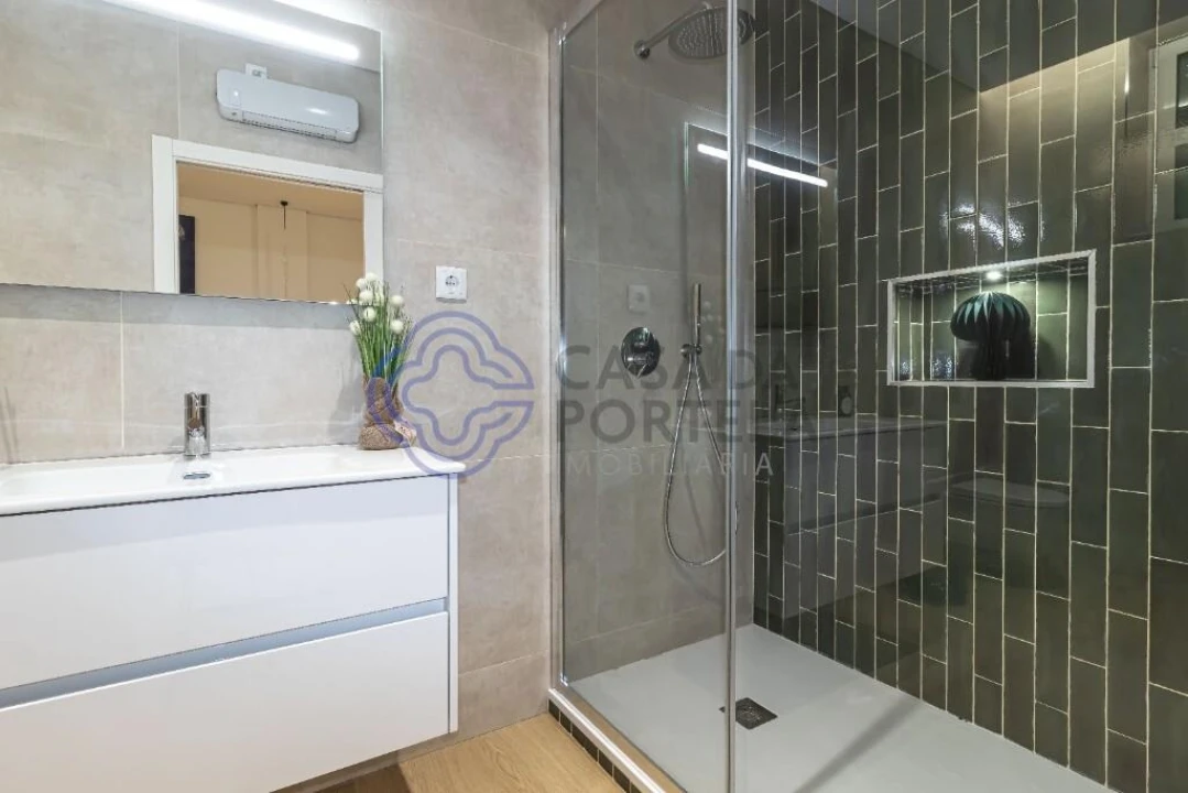 Apartamento T2 para Venda em Freamunde Foto 39