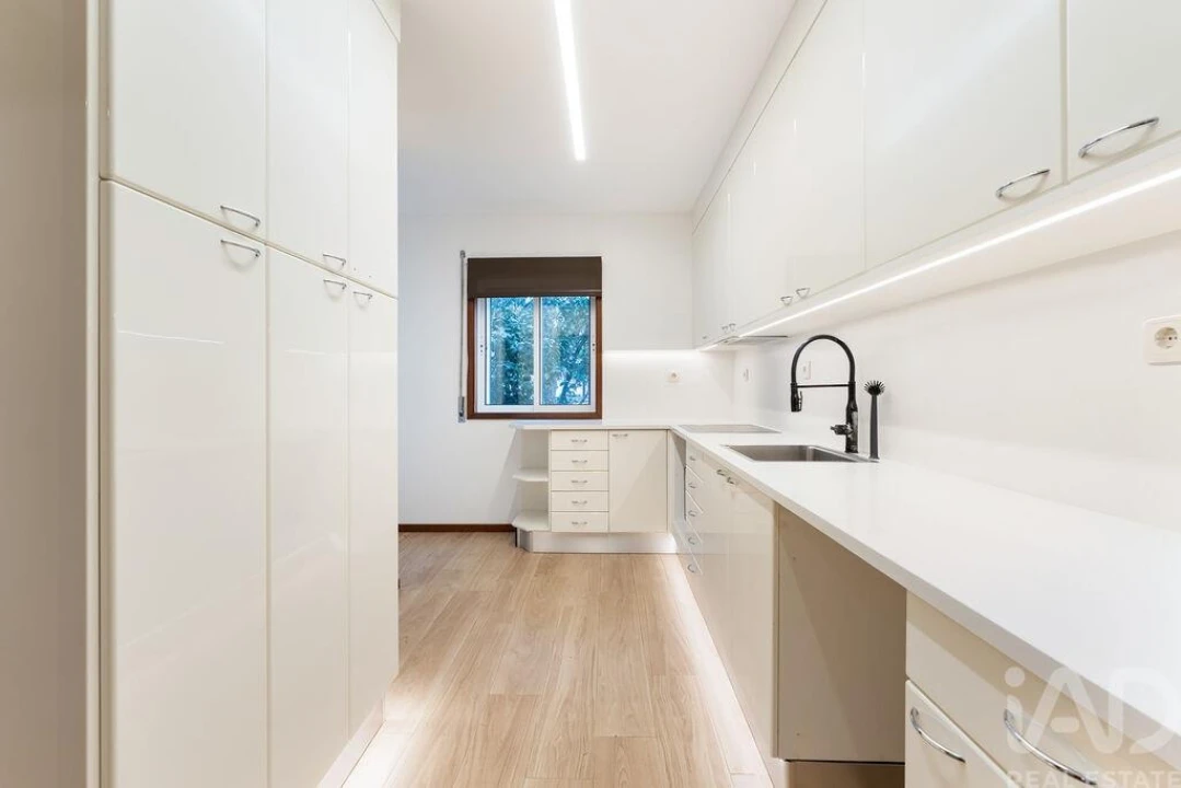 Moradia T6 para Venda em São Mamede de Infesta e Senhora da Hora Foto 7