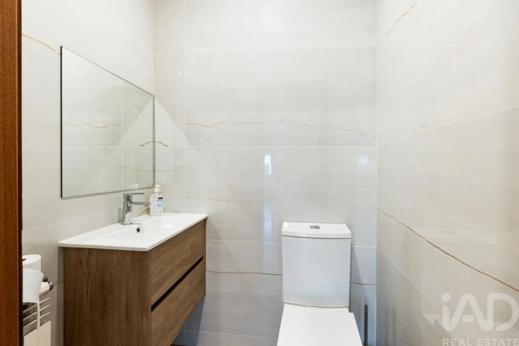 Moradia T6 para Venda em São Mamede de Infesta e Senhora da Hora Foto 9