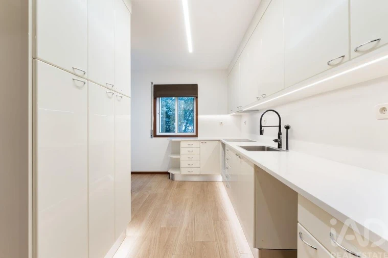 Moradia T6 para Venda em São Mamede de Infesta e Senhora da Hora Foto 7