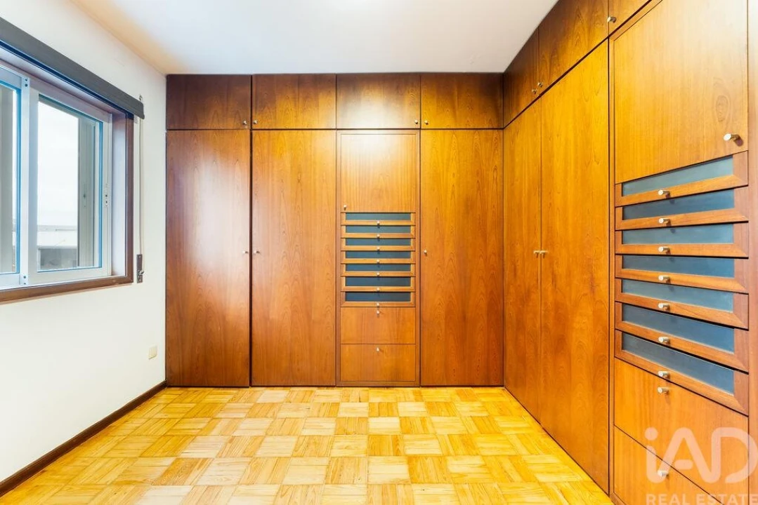 Moradia T6 para Venda em São Mamede de Infesta e Senhora da Hora Foto 16