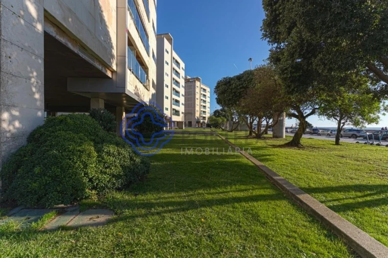Apartamento T4 para Venda em Matosinhos e Leça da Palmeira Foto 2