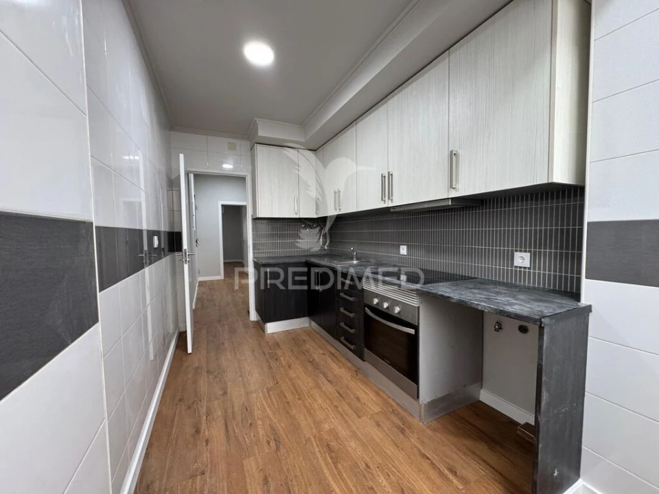 Apartamento T3 para Venda em Setubal (São Sebastião) Foto 3