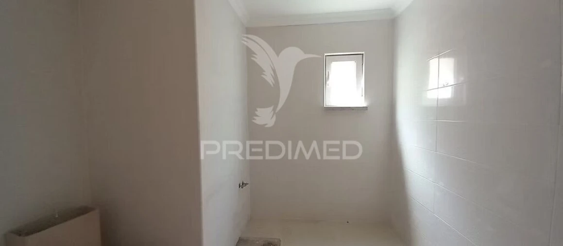 Moradia T5 para Venda em Amora Foto 9