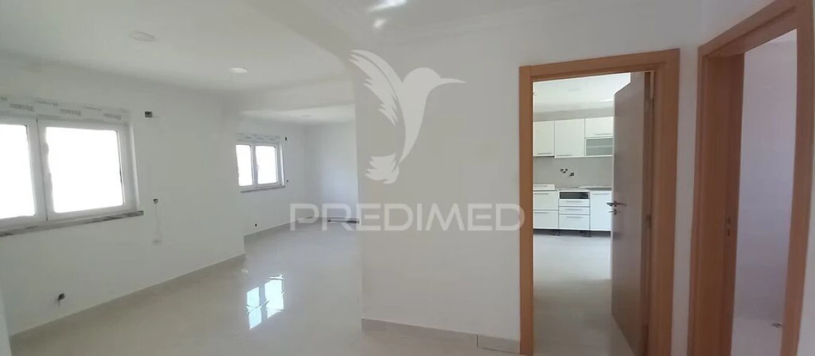 Moradia T5 para Venda em Amora Foto 4