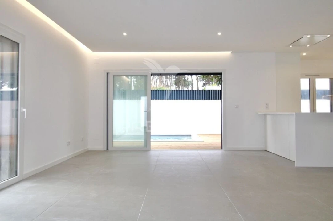 Moradia T3 para Venda em Charneca de Caparica e Sobreda Foto 12