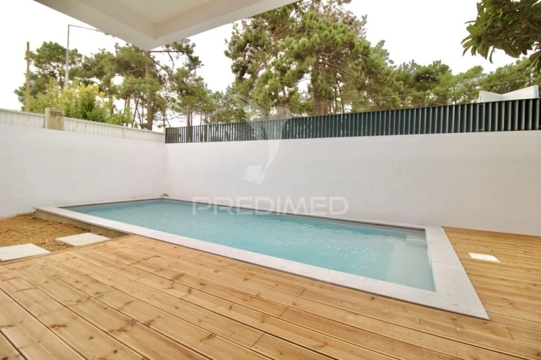 Moradia T3 para Venda em Charneca de Caparica e Sobreda Foto 14