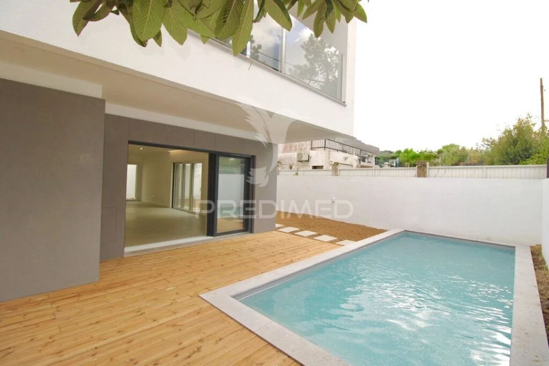 Moradia T3 para Venda em Charneca de Caparica e Sobreda Foto 16