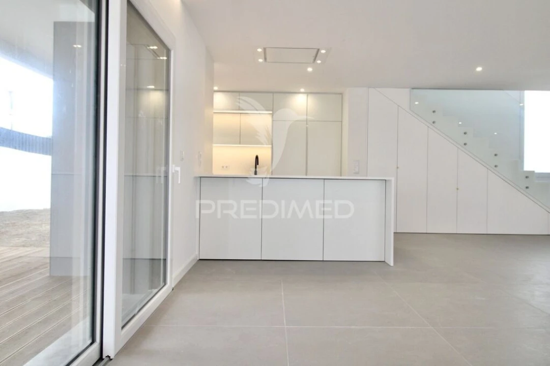 Moradia T3 para Venda em Charneca de Caparica e Sobreda Foto 6