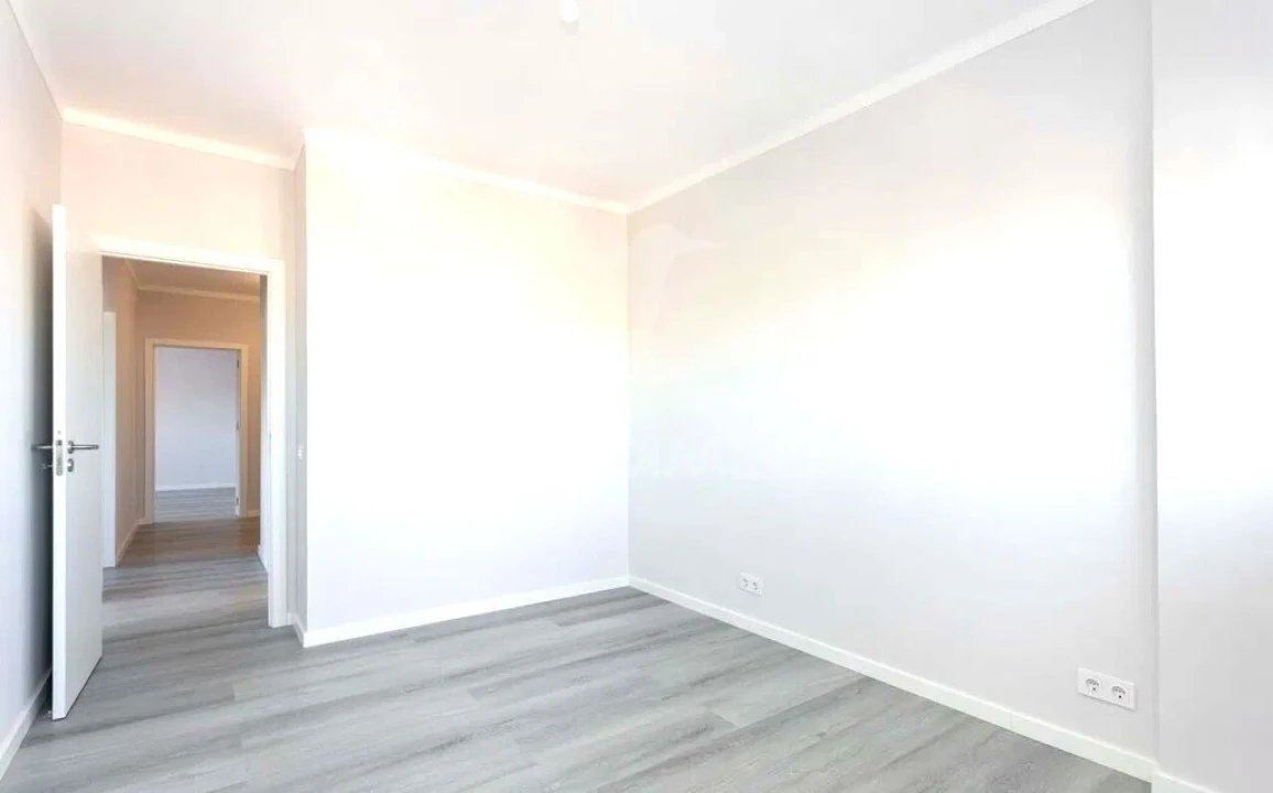 Apartamento T3 para Venda em Portimão Foto 14