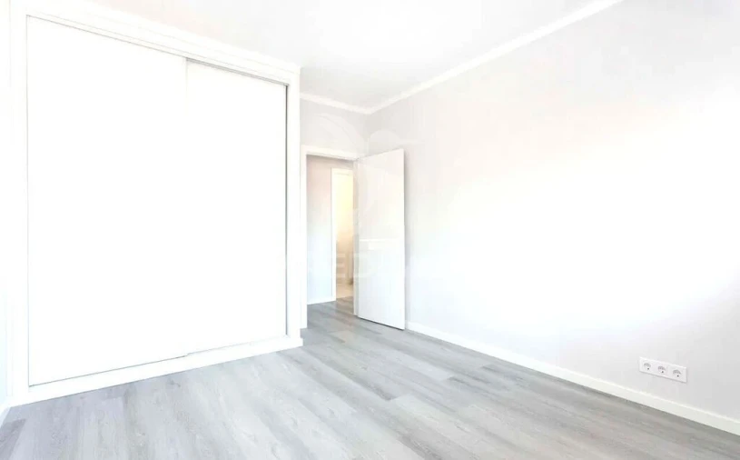 Apartamento T3 para Venda em Portimão Foto 13