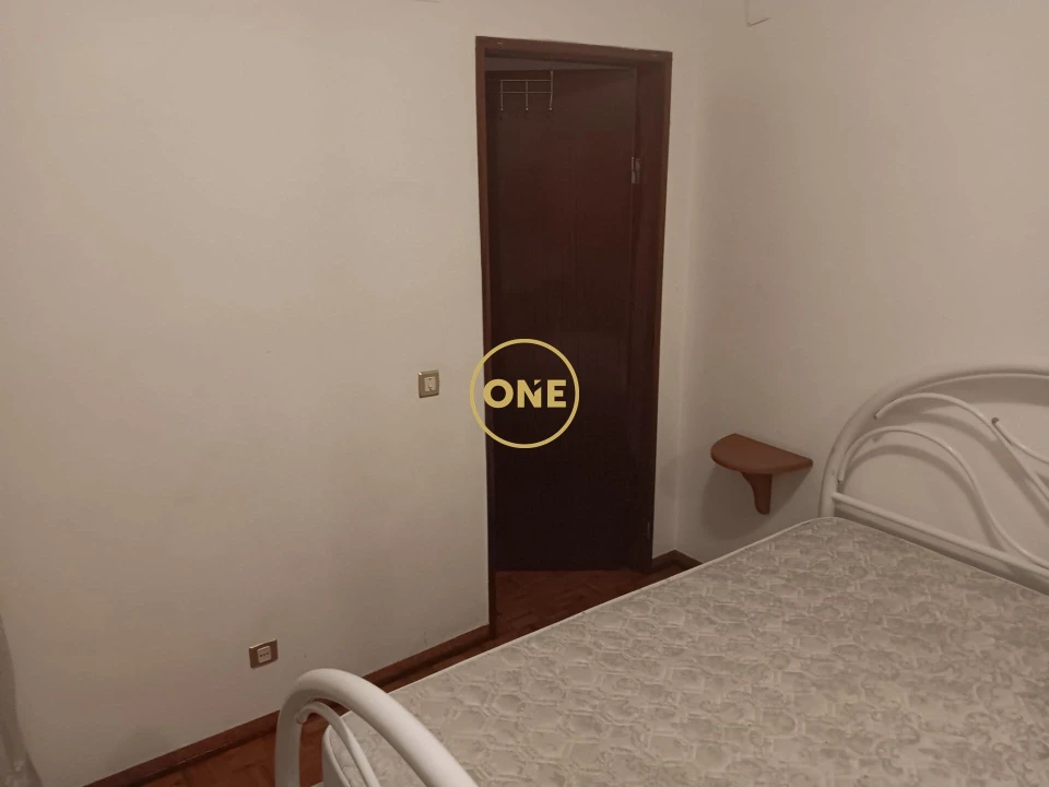 Apartamento T1 para Venda em Laranjeiro e Feijó Foto 4