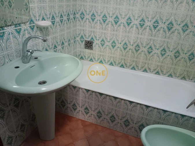 Apartamento T1 para Venda em Laranjeiro e Feijó Foto 6