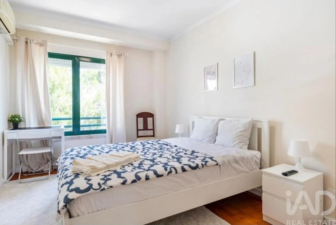 Apartamento T3 para Arrendamento em Lumiar Foto 3